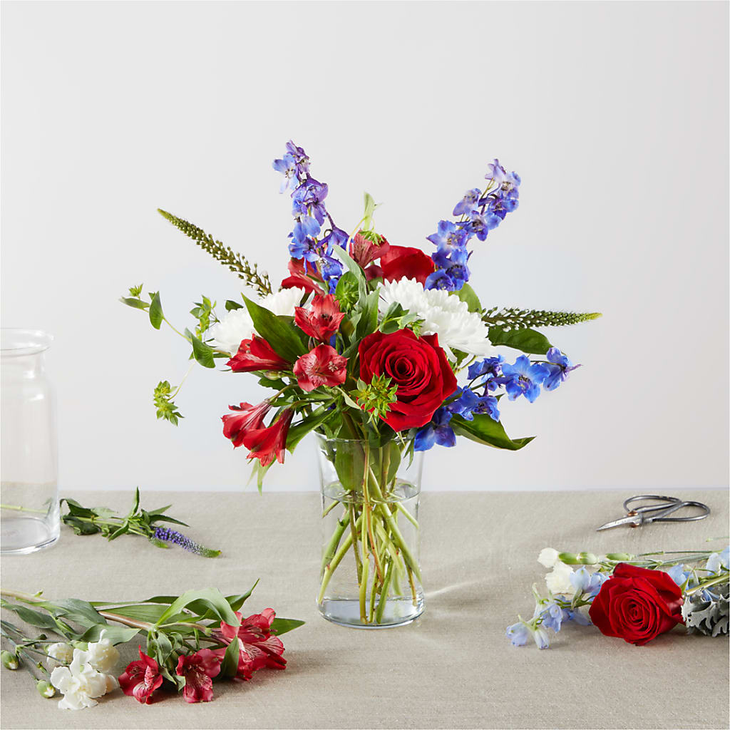 Star Spangled - A Florist Original – DANIELLE'S FLORIST, Rockaway Park NY