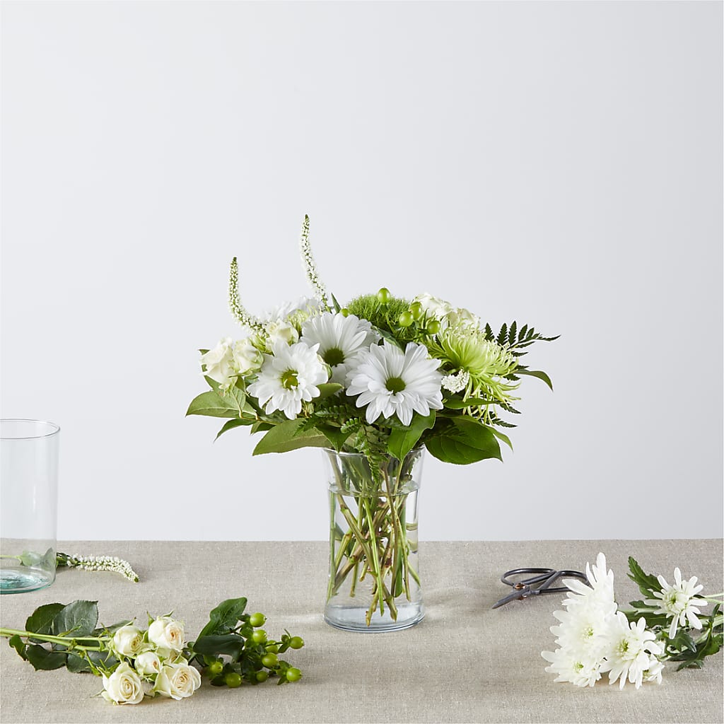 Irish Garden - A Florist Original – DANIELLE'S FLORIST, Rockaway Park NY