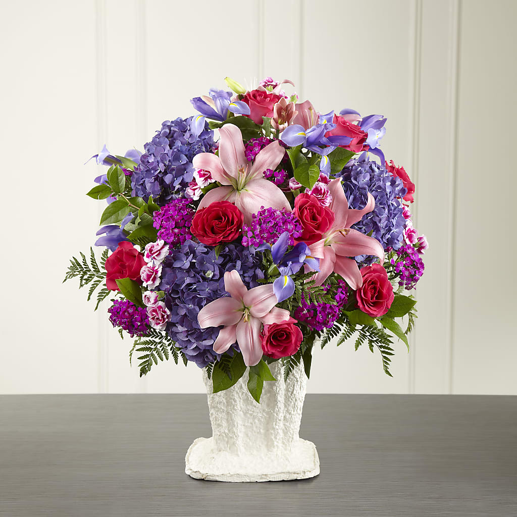 We Fondly Remember Arrangement – DANIELLE'S FLORIST, Rockaway Park NY