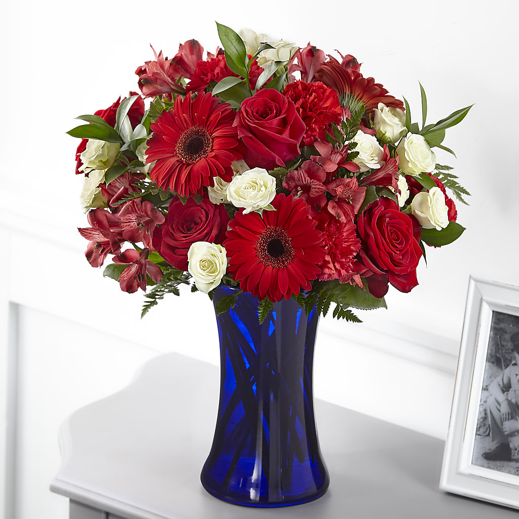 Hearts Embrace Bouquet – DANIELLE'S FLORIST, Rockaway Park NY