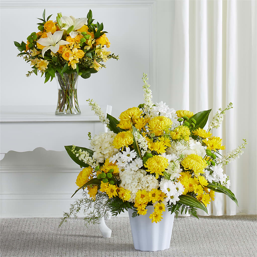 Warm Remembrance Bundles – DANIELLE'S FLORIST, Rockaway Park NY