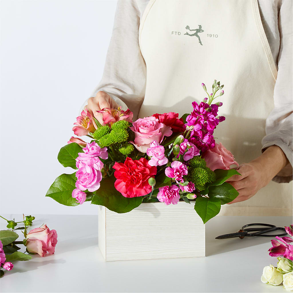 Sweetberry Box – A Florist Original – DANIELLE'S FLORIST, Rockaway Park NY