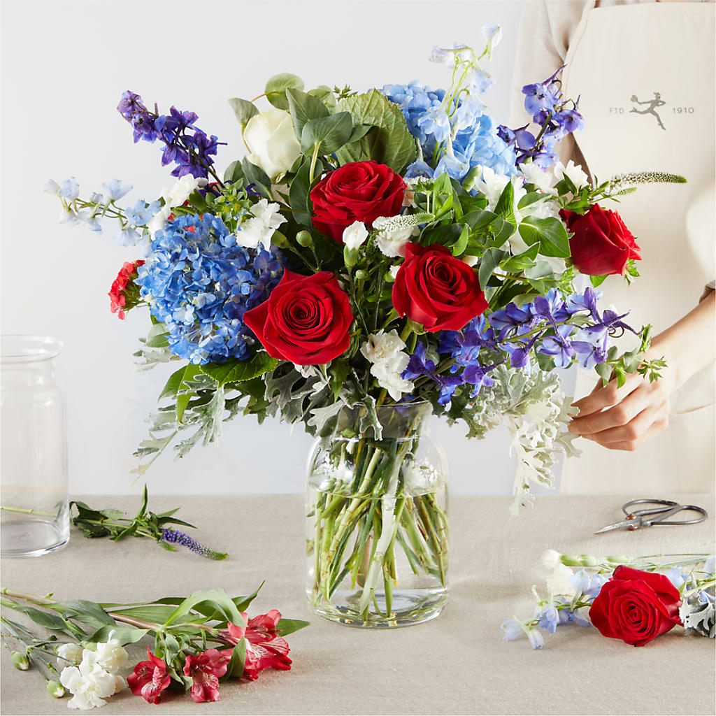 Star Spangled - A Florist Original – DANIELLE'S FLORIST, Rockaway Park NY