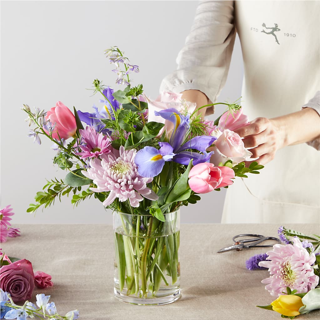 Pastel Tradition - A Florist Original – DANIELLE'S FLORIST, Rockaway Park NY