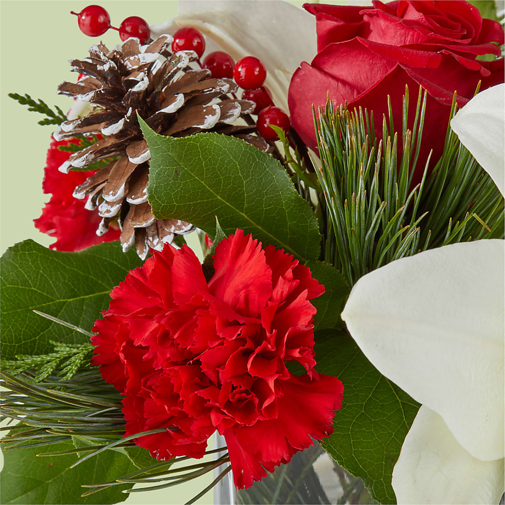 Glistening Icicles Bouquet – DANIELLE'S FLORIST, Rockaway Park NY