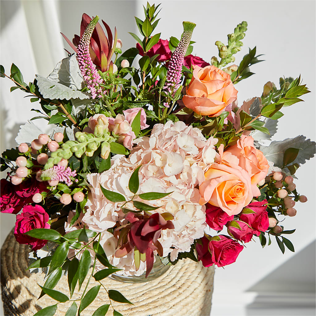 Glitz & Glam Bouquet – DANIELLE'S FLORIST, Rockaway Park NY